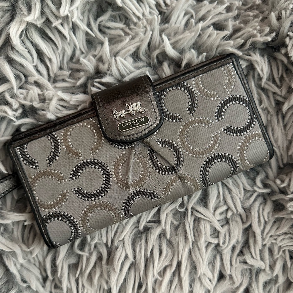 Coach grey and nude wallet